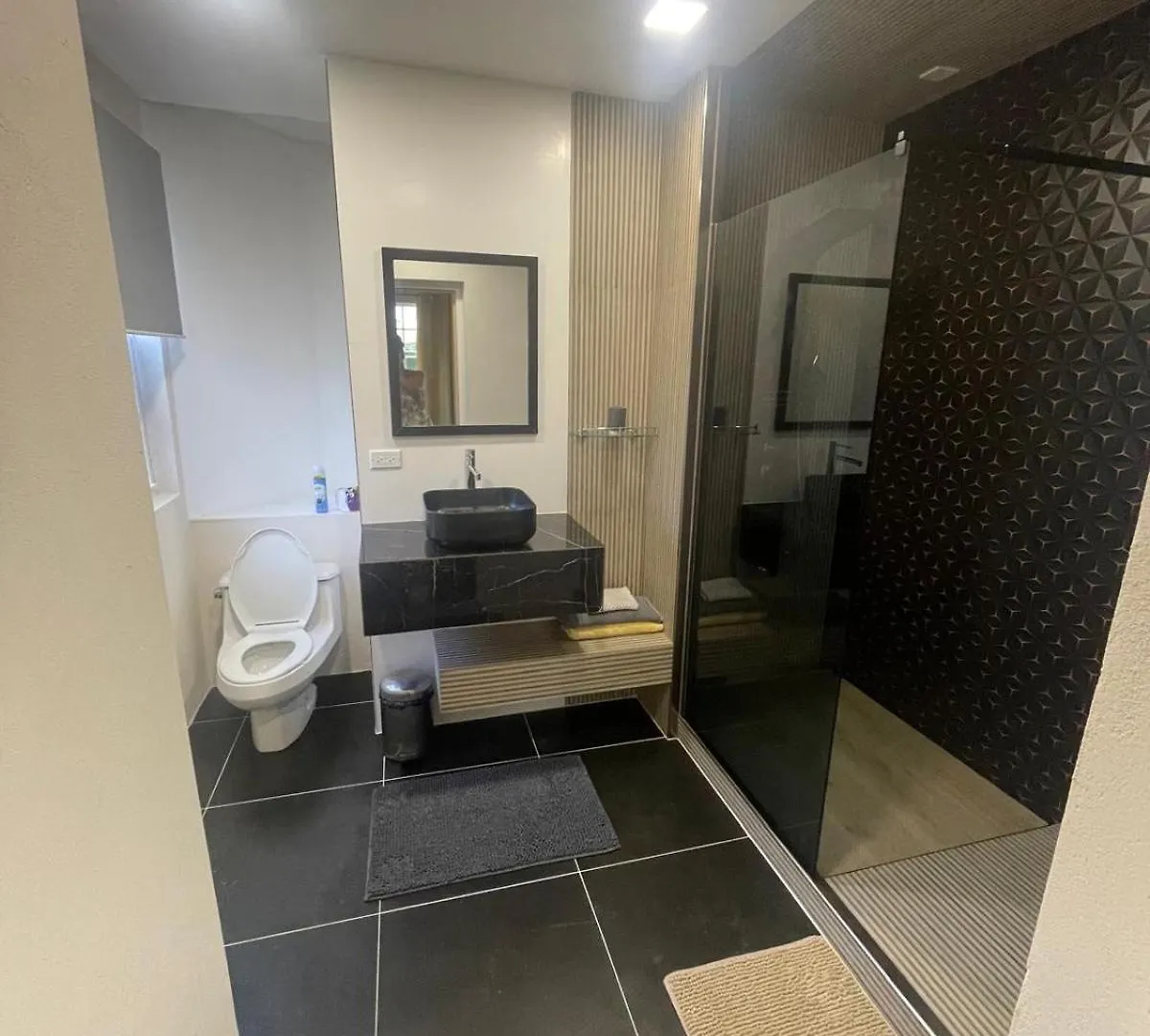 Scarlett Studios 1 - Holiday-Business-Us Embassy Appt 7 Mins Drive Away - Only The 1 Night Reservation Includes Airport And Us Embassy Roundtrip Transport Bridgetown 0*,  Barbados