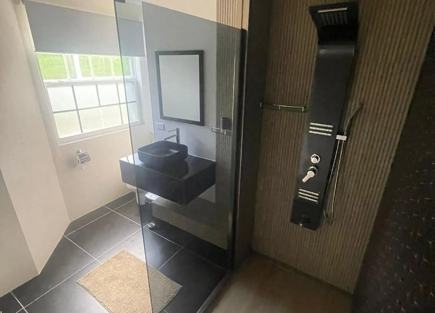 Scarlett Studios 1 - Holiday-Business-Us Embassy Appt 7 Mins Drive Away - Only The 1 Night Reservation Includes Airport And Us Embassy Roundtrip Transport Barbados